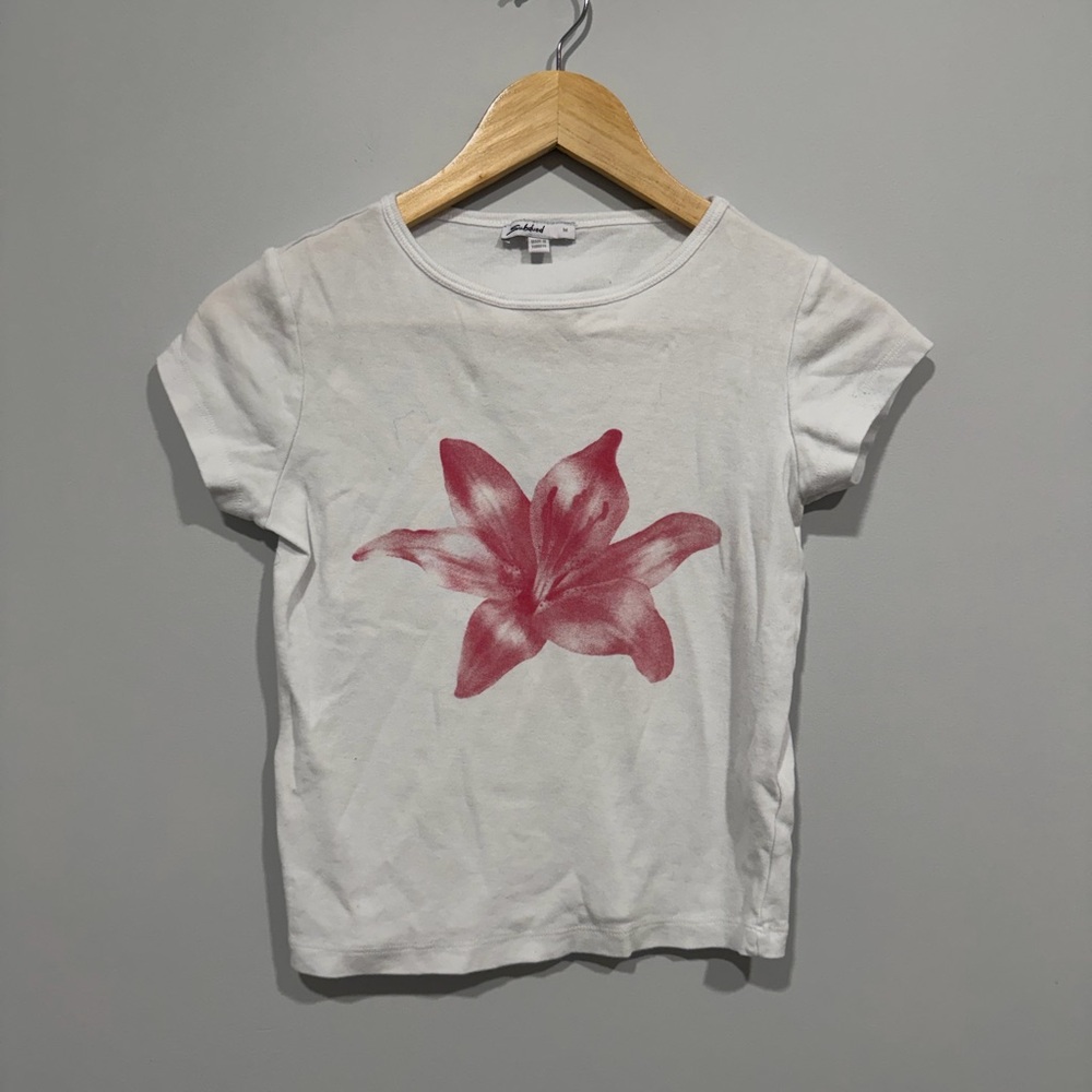 Elegant White Tee with Pink Floral Design